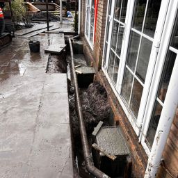 Stabiliseren woning fundering
